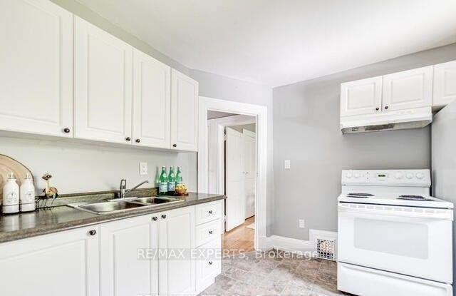 Photo 7 of Unit 2, 98 Elgin Street, Oshawa, O'Neill — HOMEH