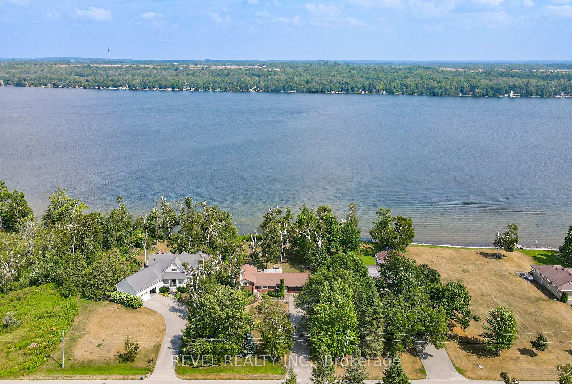Photo 6 of 126 Pinewood Boulevard, Kawartha Lakes, Carden — HOMEH