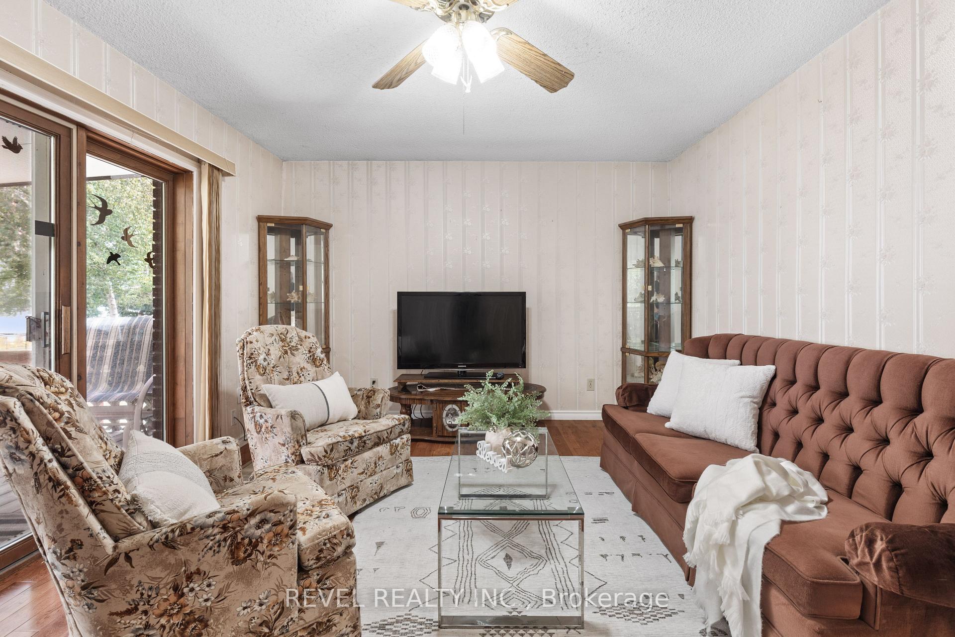 Photo 21 of 126 Pinewood Boulevard, Kawartha Lakes, Carden — HOMEH