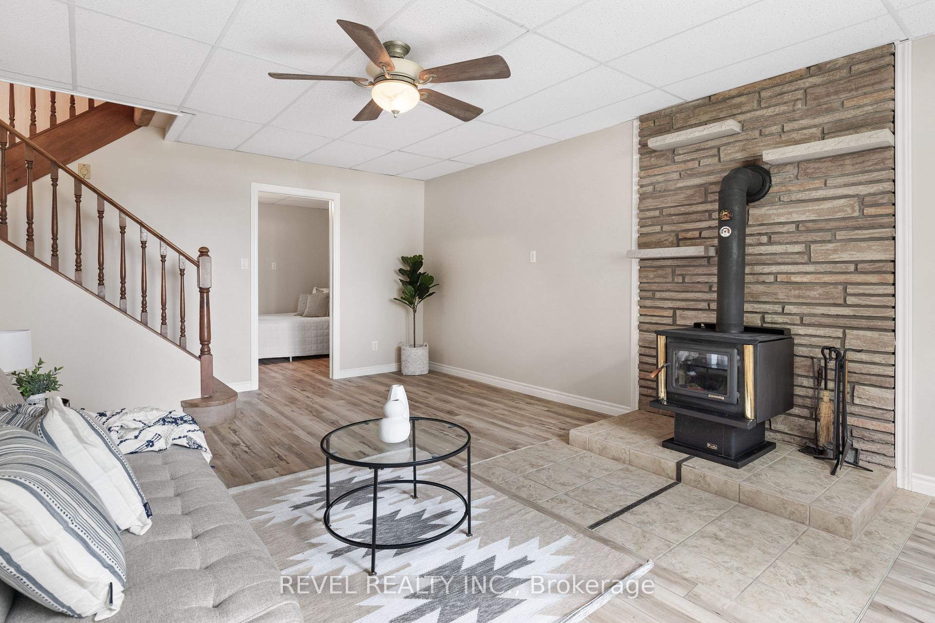 Photo 25 of 126 Pinewood Boulevard, Kawartha Lakes, Carden — HOMEH