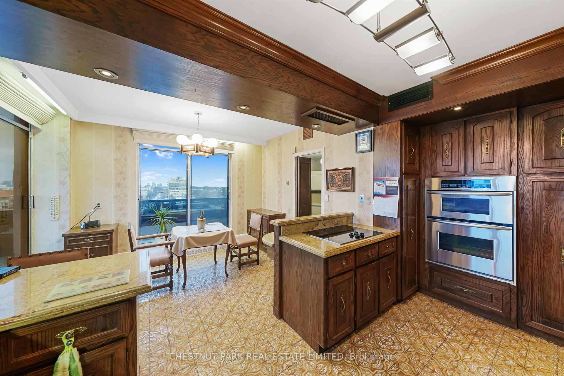 Photo 15 of Unit PH 1, 2600 Bathurst Street, Toronto, Englemount-Lawrence — HOMEH