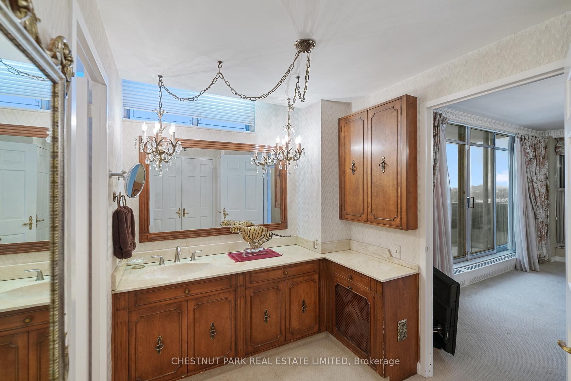 Photo 22 of Unit PH 1, 2600 Bathurst Street, Toronto, Englemount-Lawrence — HOMEH