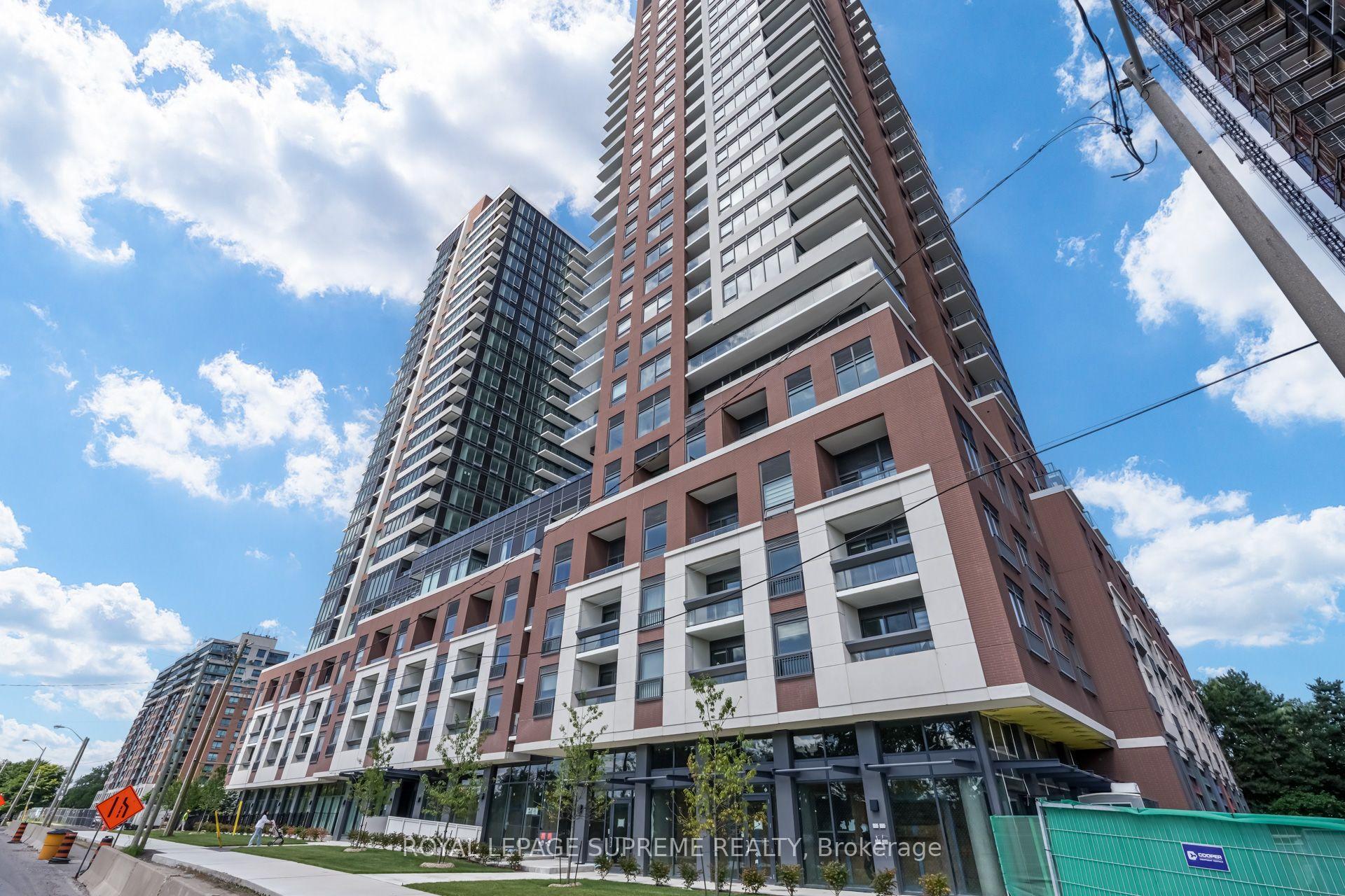 Front of Unit 1622, 4010 Eglinton Avenue W
