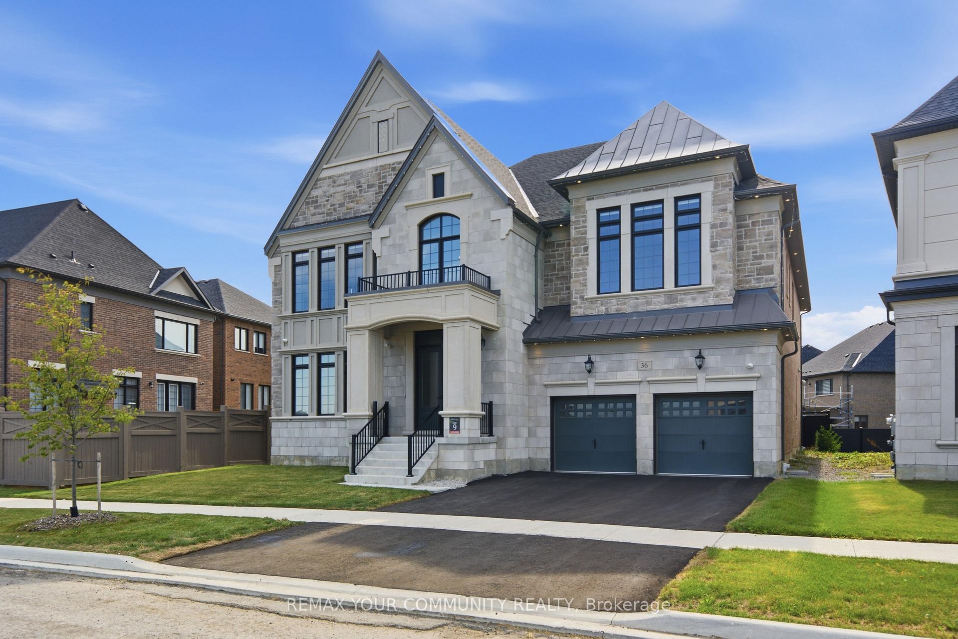 Photo 2 of 36 Arbordale Drive, Vaughan, Vellore Village — HOMEH