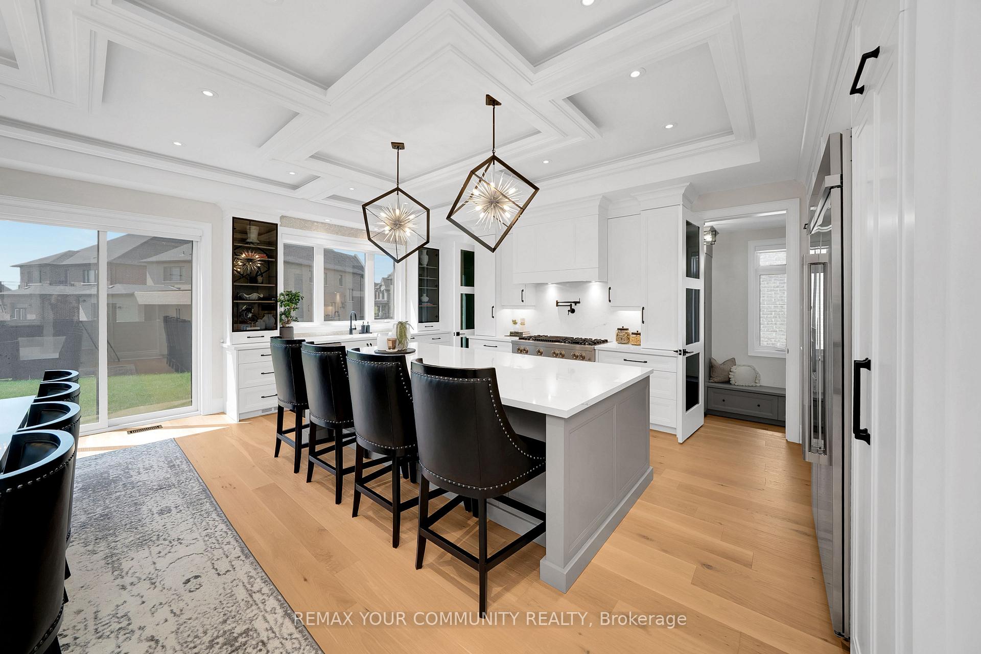 Photo 4 of 36 Arbordale Drive, Vaughan, Vellore Village — HOMEH