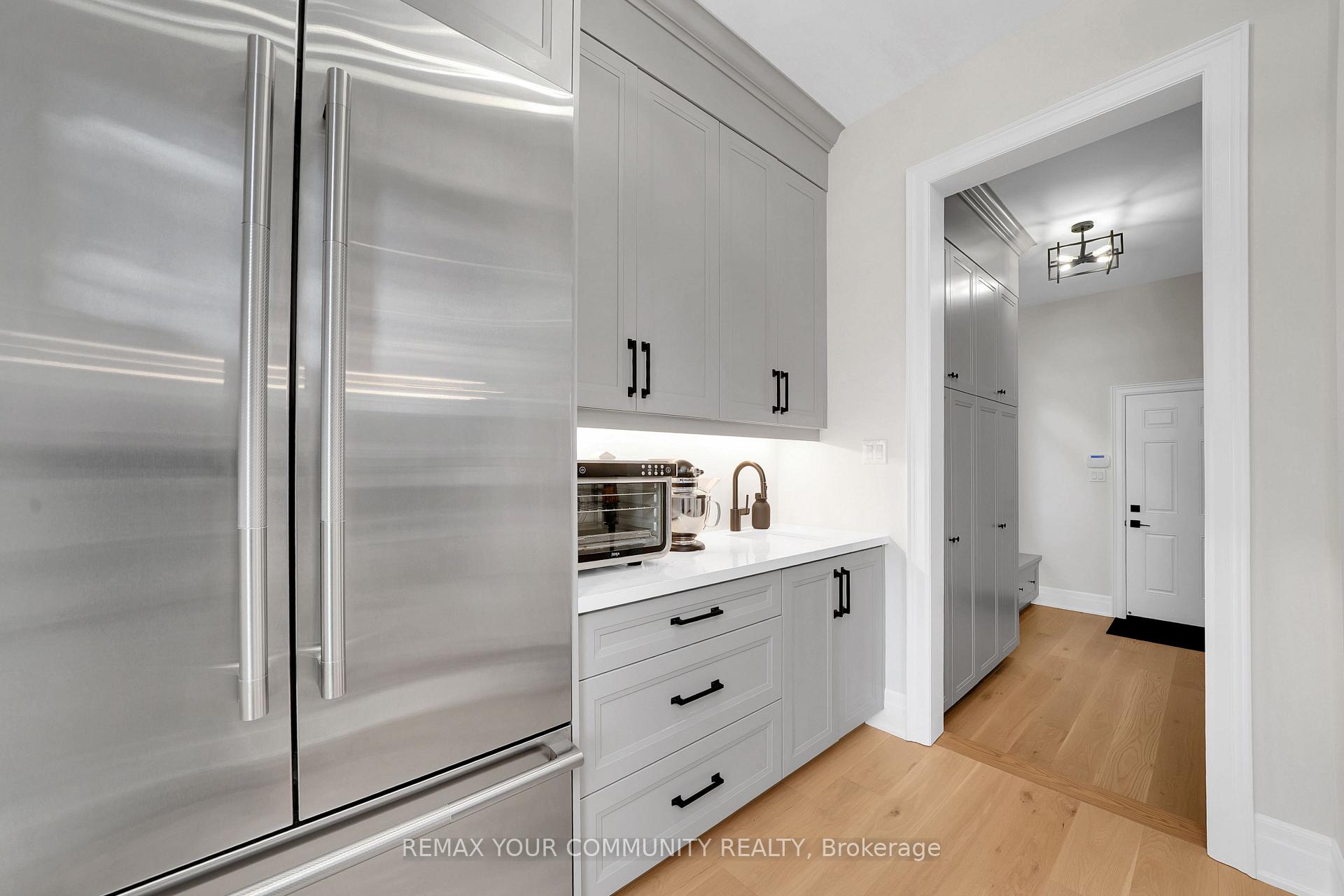 Photo 12 of 36 Arbordale Drive, Vaughan, Vellore Village — HOMEH