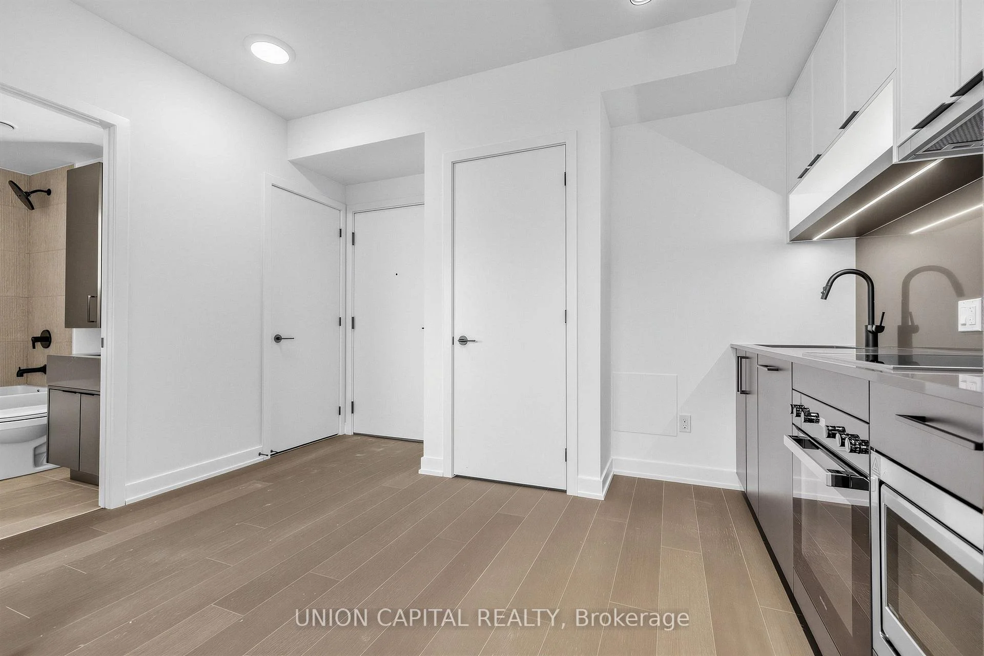 Photo 24 of Unit 1017, 89 Montclair Avenue, Toronto, Forest Hill South — HOMEH