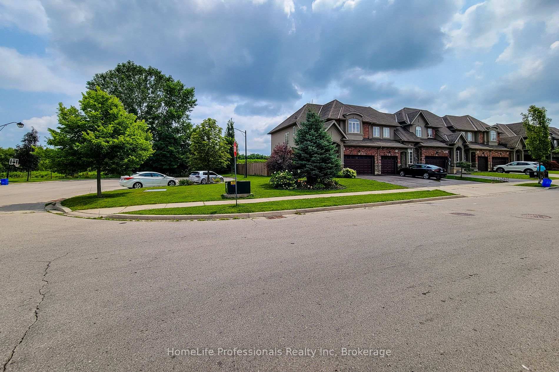 Photo 4 of 5 Medici Lane, Hamilton, Carpenter — HOMEH