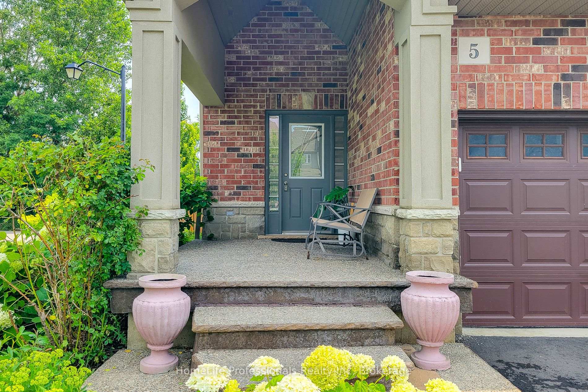 Photo 9 of 5 Medici Lane, Hamilton, Carpenter — HOMEH
