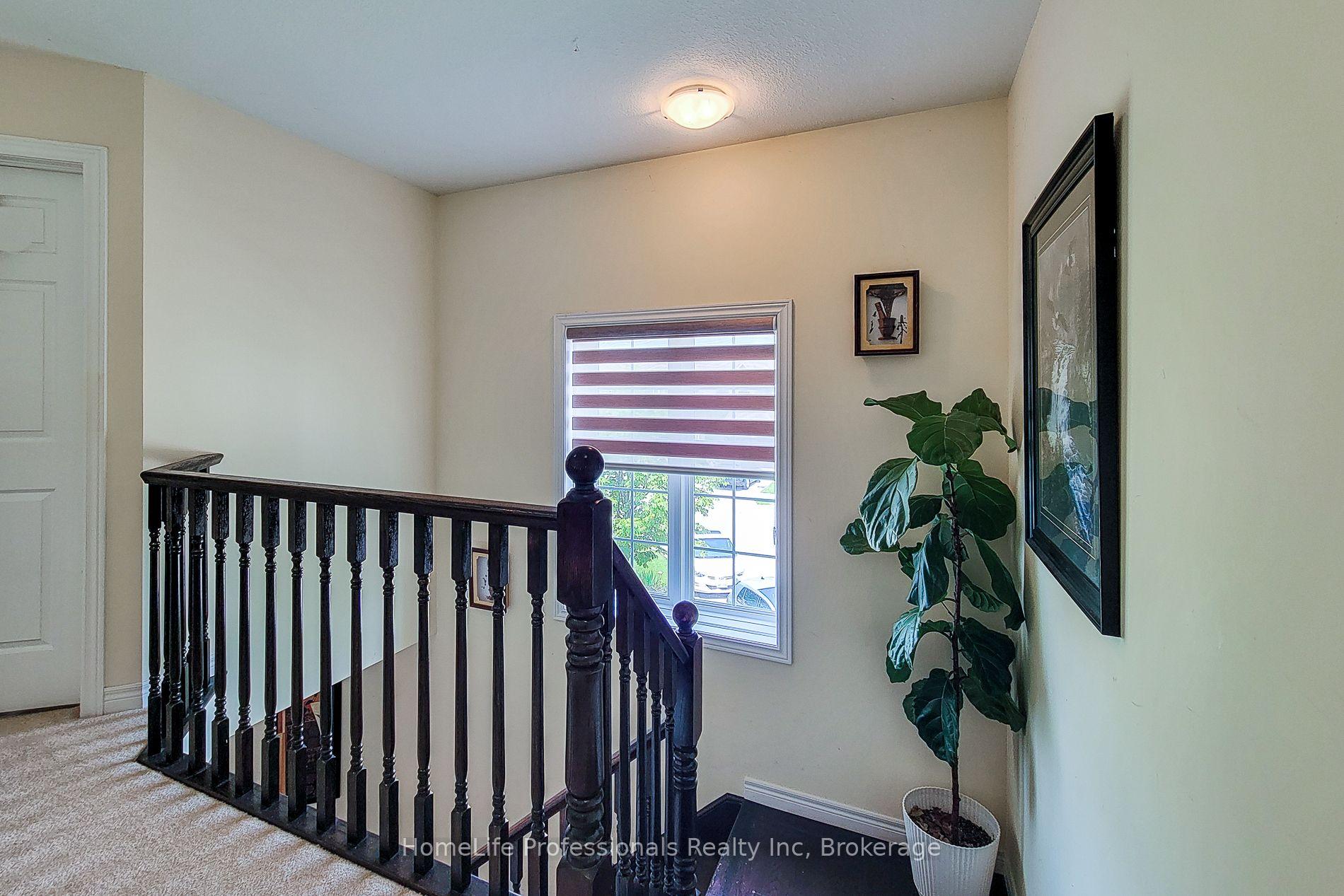 Photo 23 of 5 Medici Lane, Hamilton, Carpenter — HOMEH