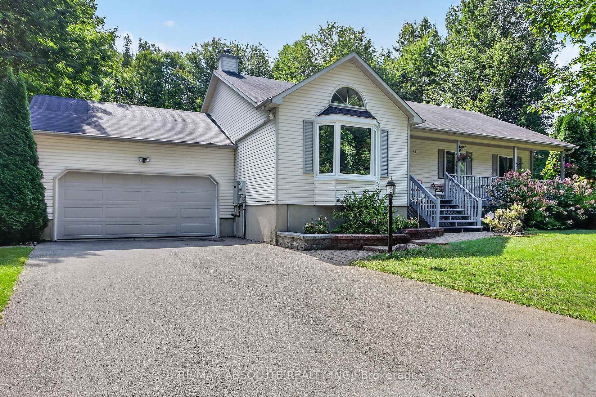 Photo of 11 Flesher Crescent