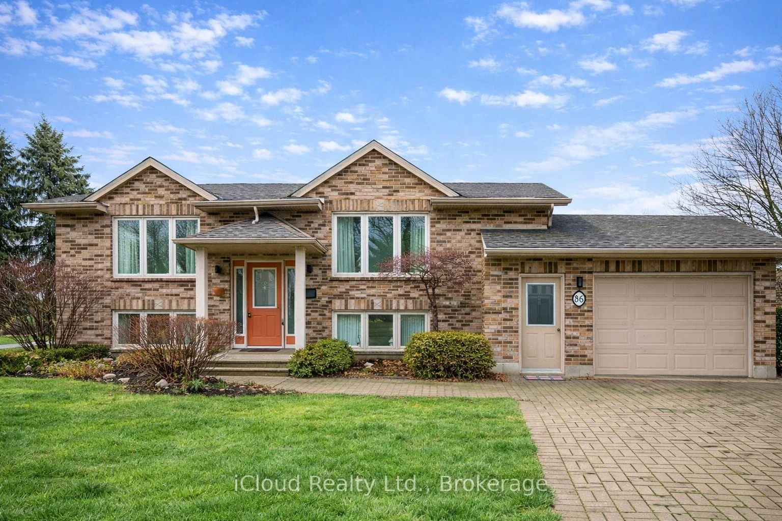 Photo 3 of 86 Glendale Drive E, Tillsonburg — HOMEH