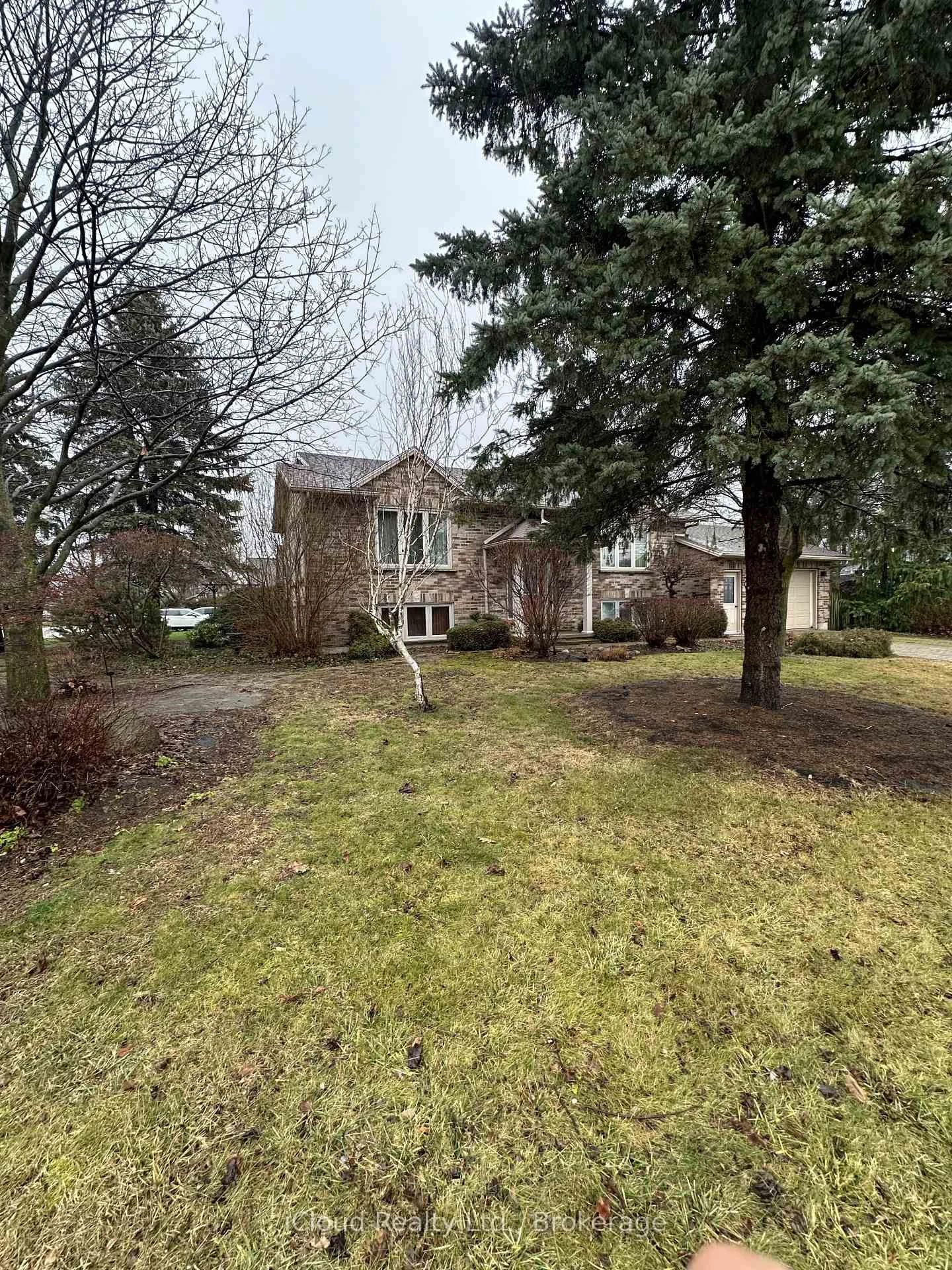 Photo 39 of 86 Glendale Drive E, Tillsonburg — HOMEH