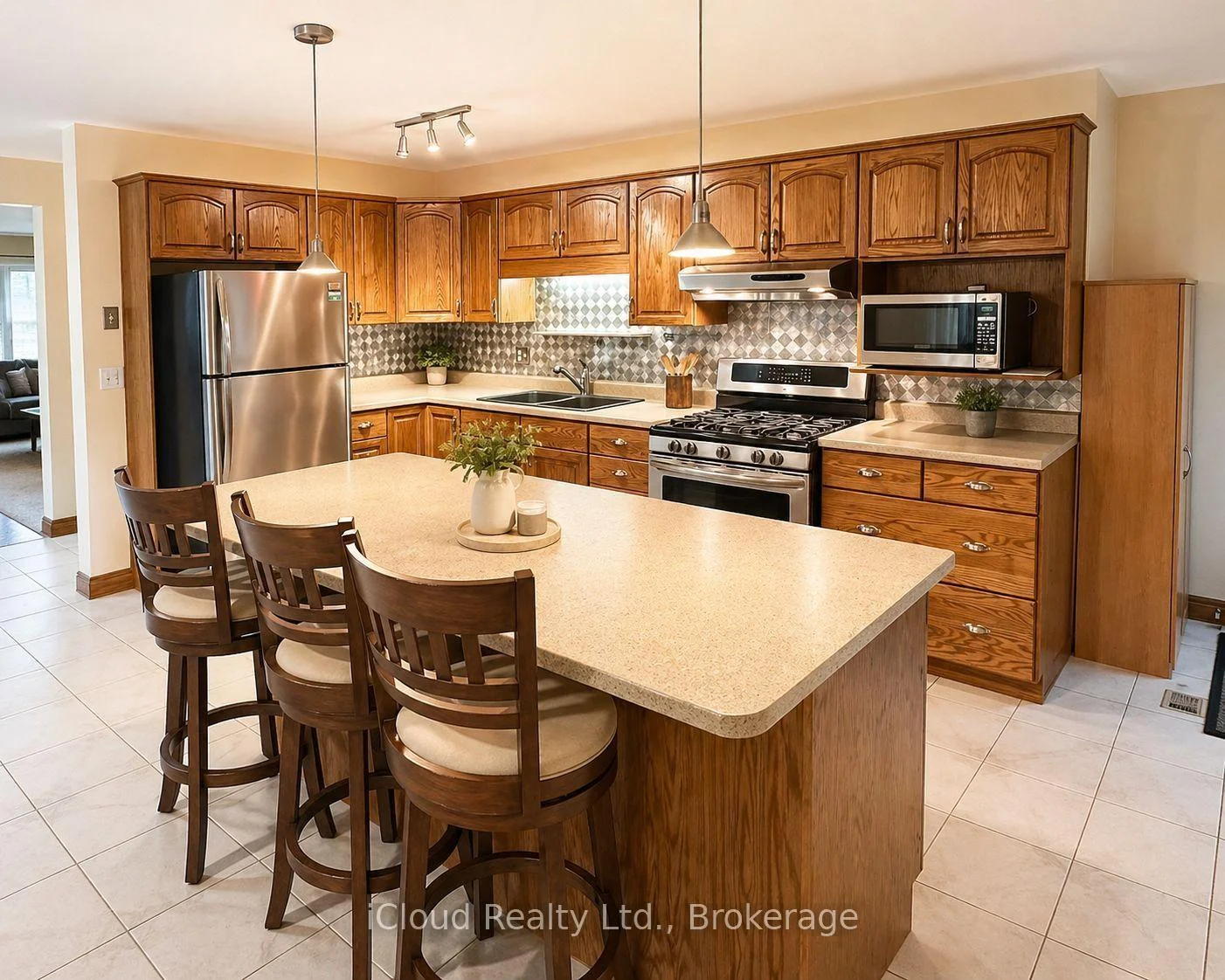 Photo 63 of 86 Glendale Drive E, Tillsonburg — HOMEH