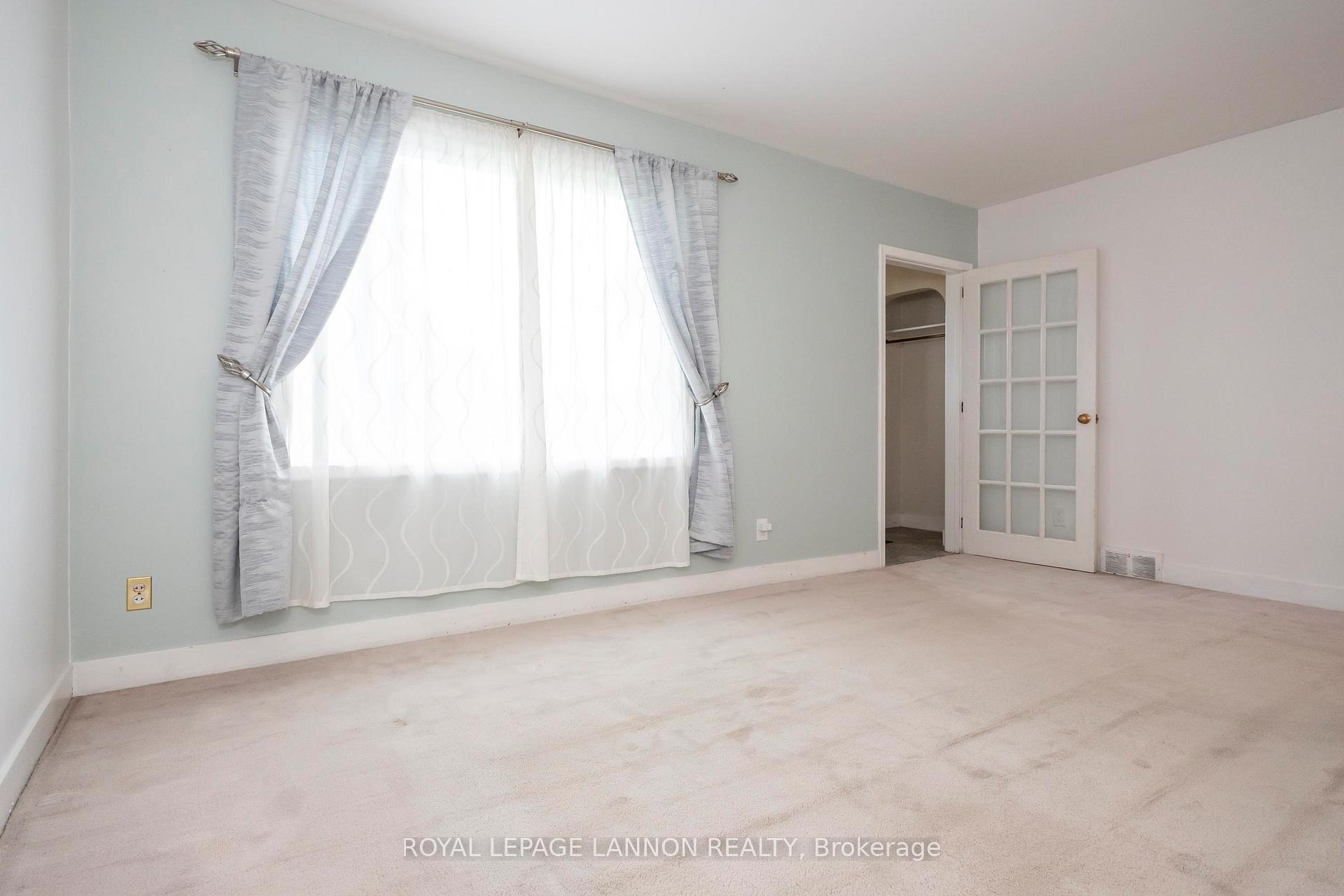 Photo 10 of 2219 Arthur Street E, Thunder Bay, Edgewater Park — HOMEH