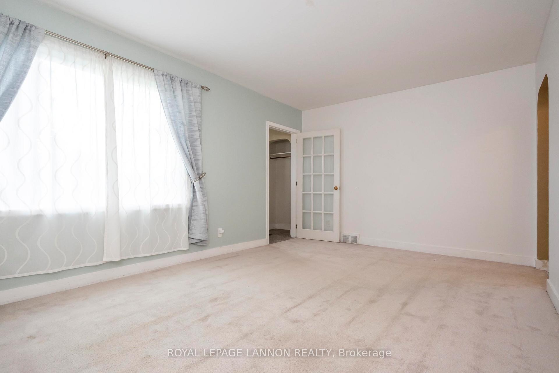 Photo 11 of 2219 Arthur Street E, Thunder Bay, Edgewater Park — HOMEH