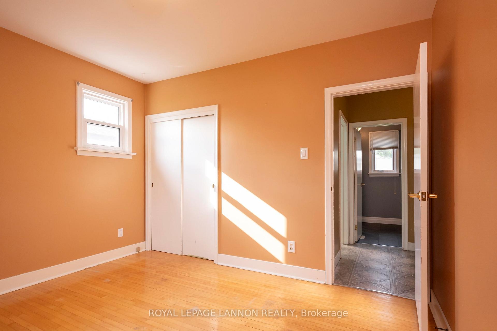 Photo 14 of 2219 Arthur Street E, Thunder Bay, Edgewater Park — HOMEH