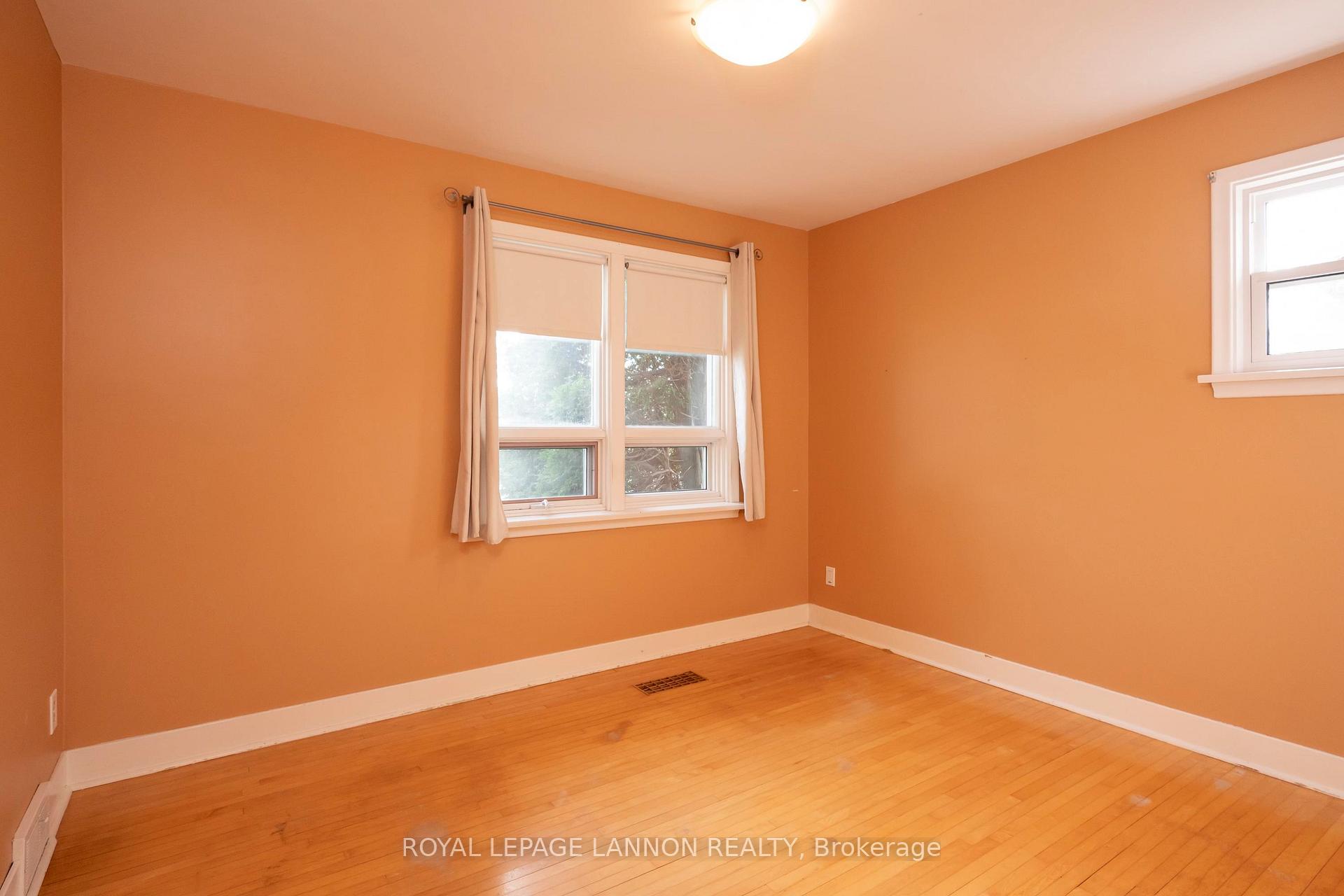 Photo 15 of 2219 Arthur Street E, Thunder Bay, Edgewater Park — HOMEH