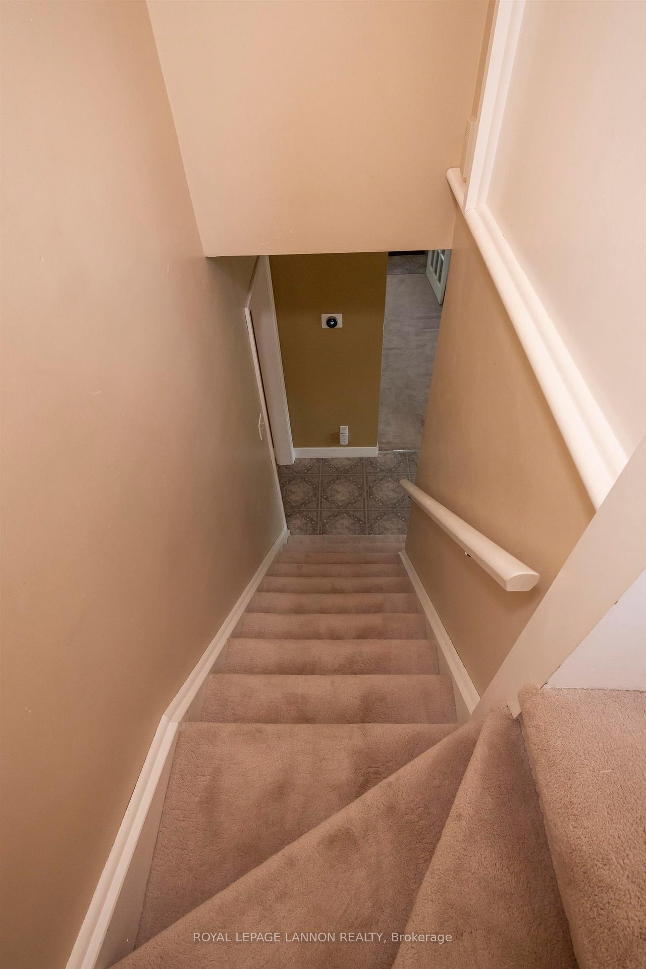 Photo 25 of 2219 Arthur Street E, Thunder Bay, Edgewater Park — HOMEH