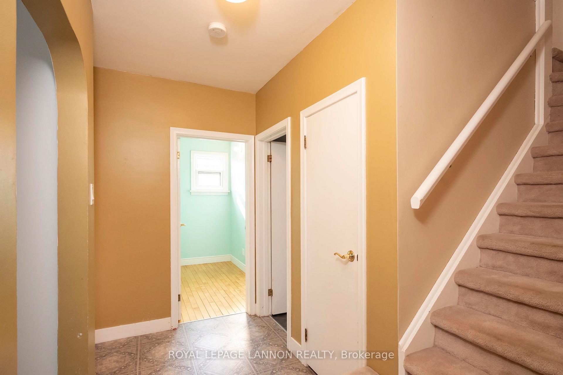 Photo 26 of 2219 Arthur Street E, Thunder Bay, Edgewater Park — HOMEH