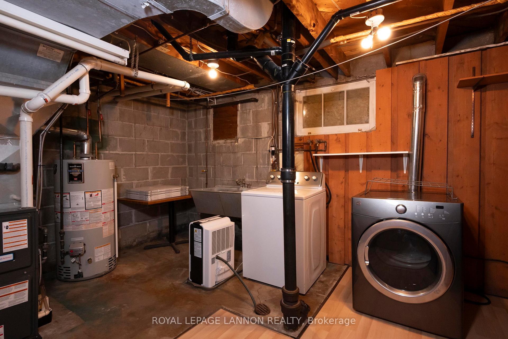 Photo 34 of 2219 Arthur Street E, Thunder Bay, Edgewater Park — HOMEH