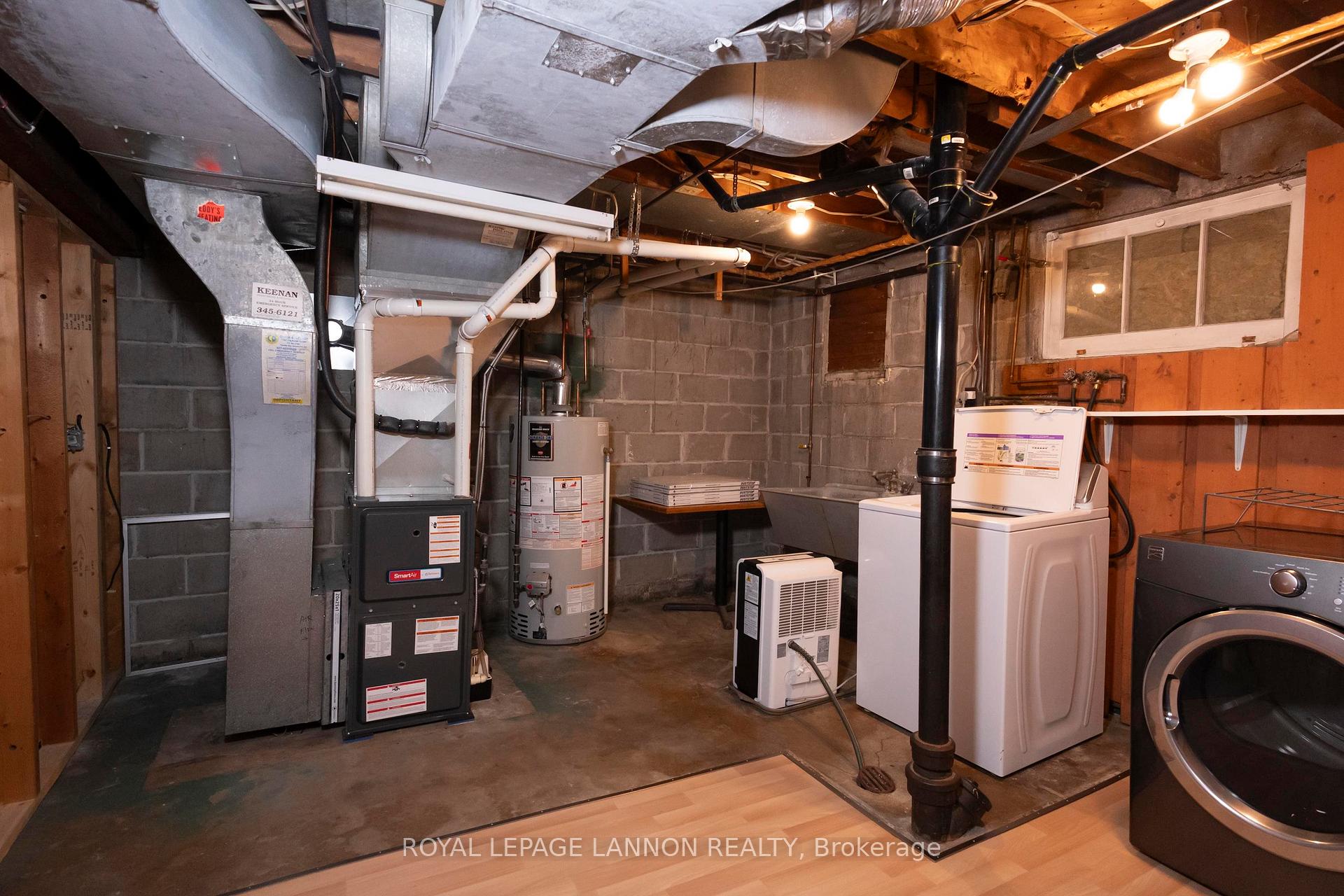 Photo 35 of 2219 Arthur Street E, Thunder Bay, Edgewater Park — HOMEH
