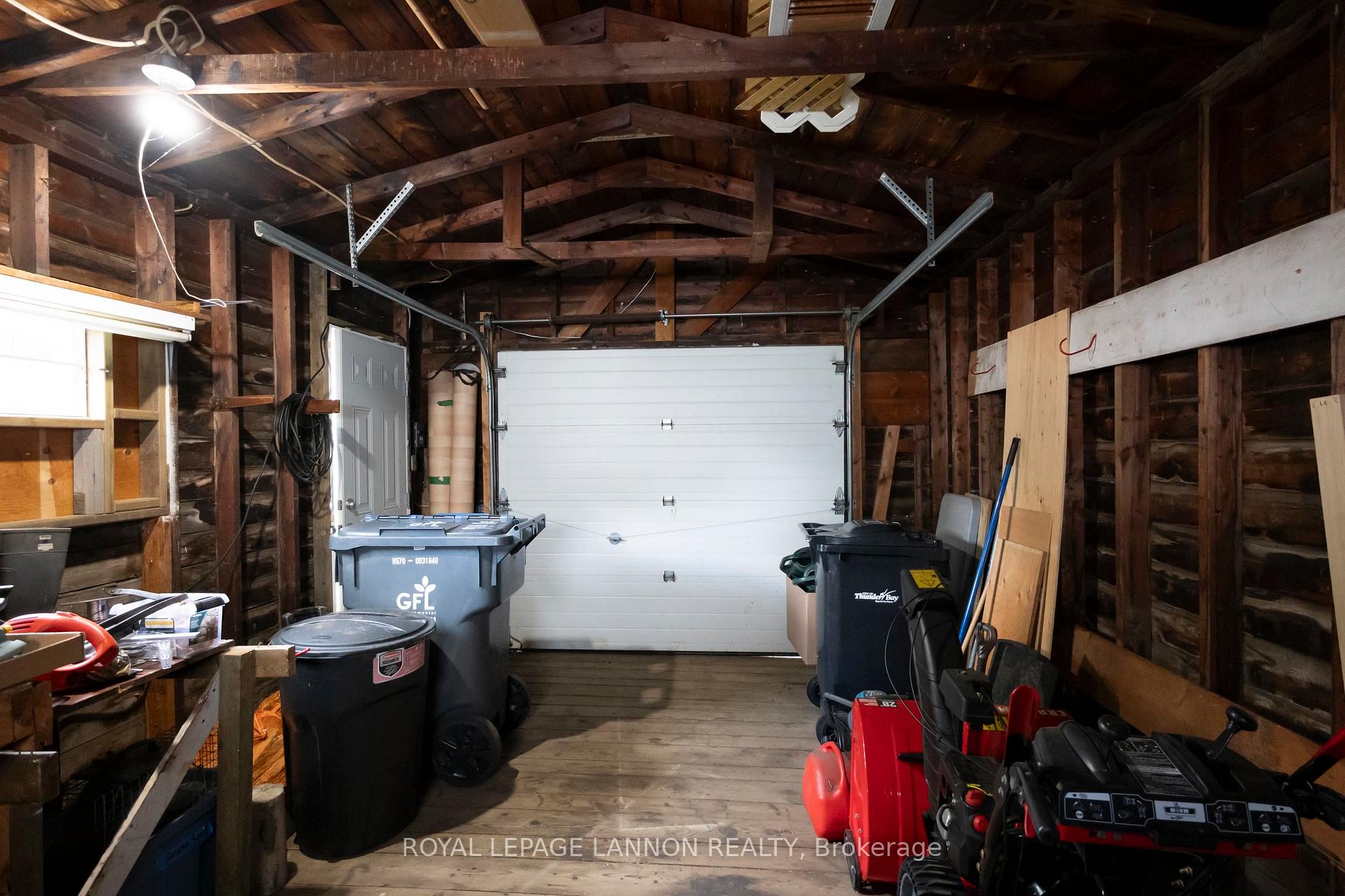 Photo 37 of 2219 Arthur Street E, Thunder Bay, Edgewater Park — HOMEH