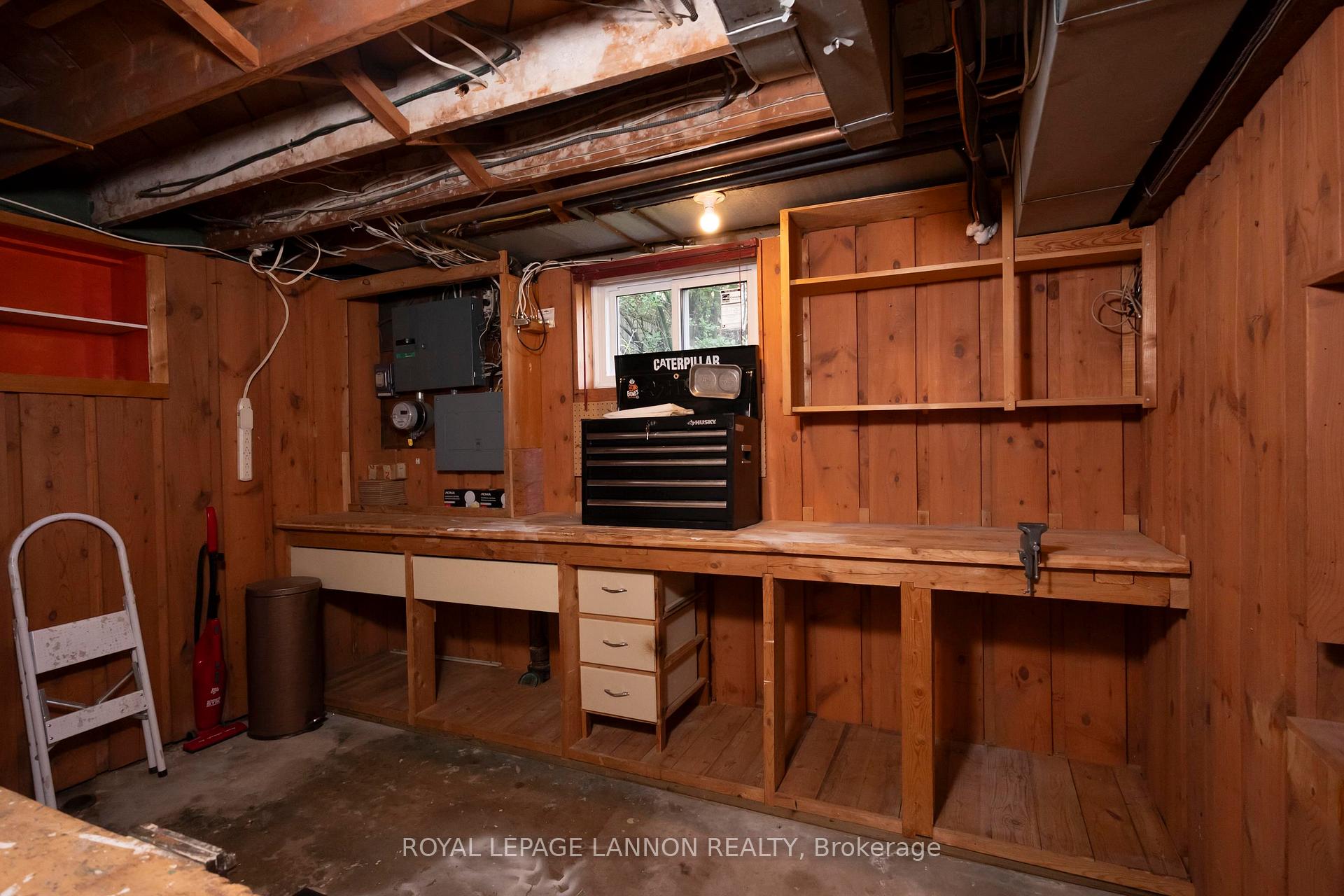Photo 33 of 2219 Arthur Street E, Thunder Bay, Edgewater Park — HOMEH