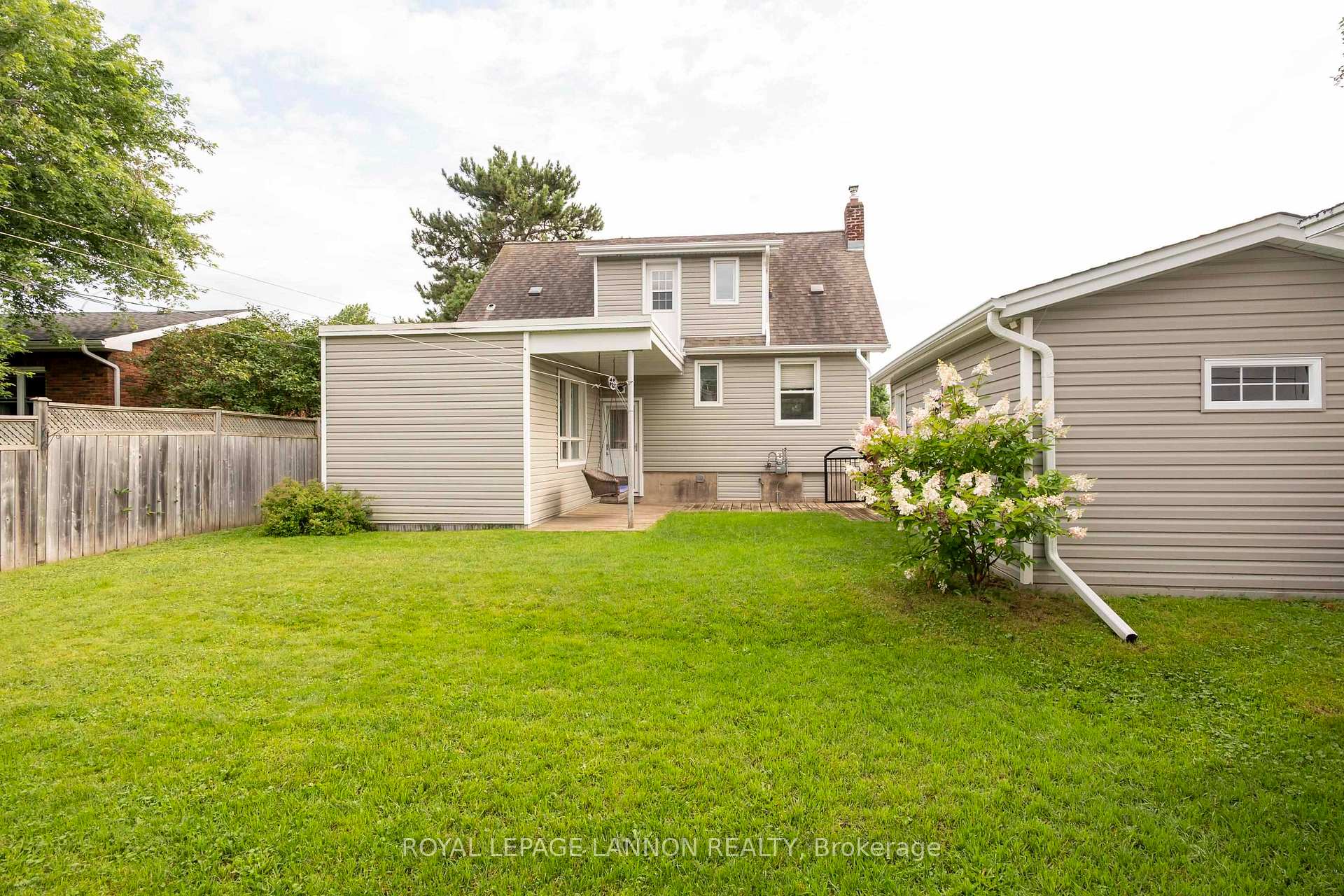 Photo 45 of 2219 Arthur Street E, Thunder Bay, Edgewater Park — HOMEH