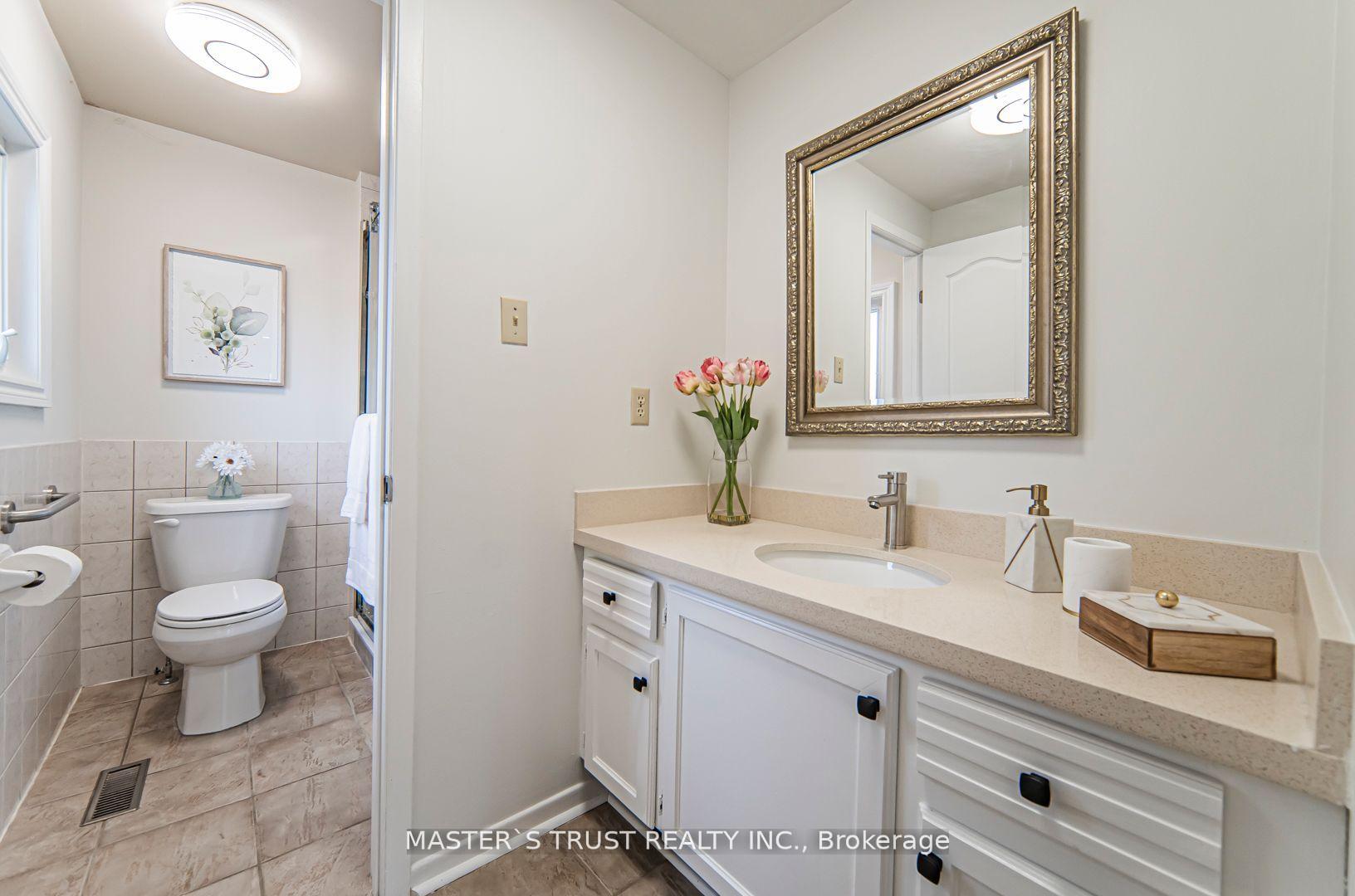 Photo 23 of 2502 Folkway Drive, Mississauga, Erin Mills — HOMEH