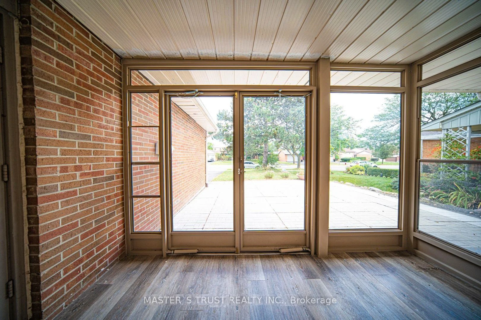 Photo 6 of 2502 Folkway Drive, Mississauga, Erin Mills — HOMEH