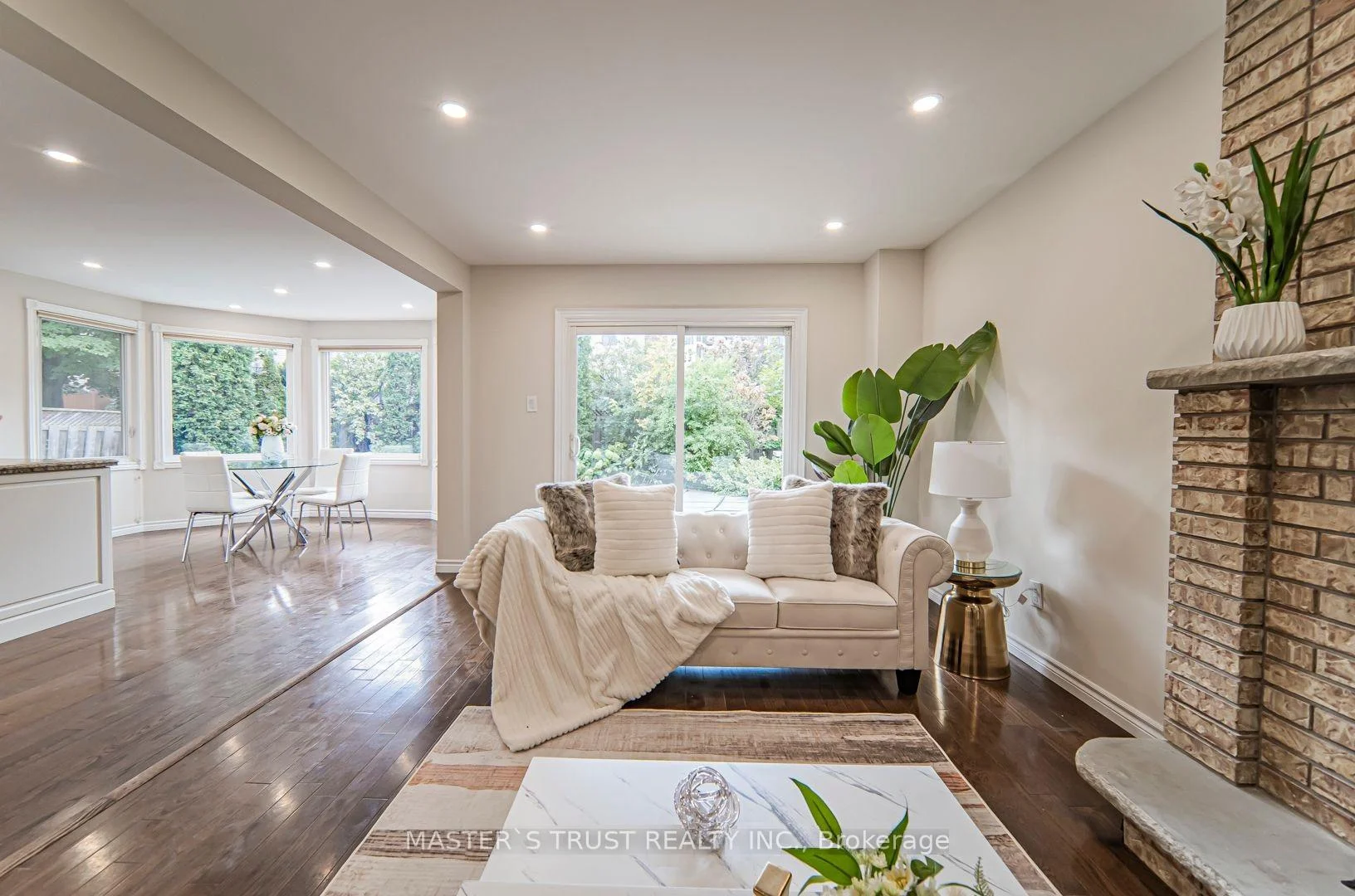 Photo 33 of 2502 Folkway Drive, Mississauga, Erin Mills — HOMEH