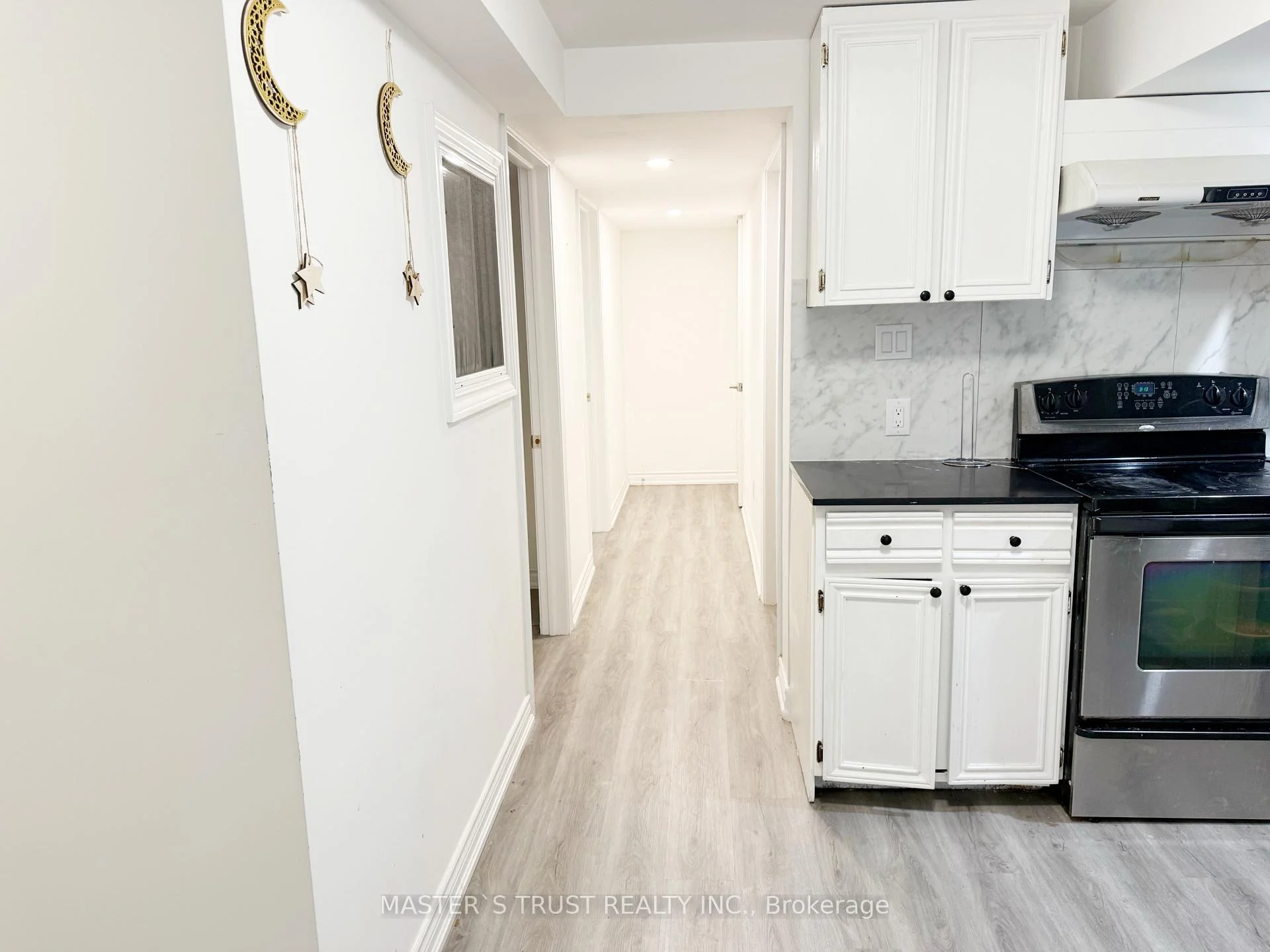 Photo 34 of 2502 Folkway Drive, Mississauga, Erin Mills — HOMEH