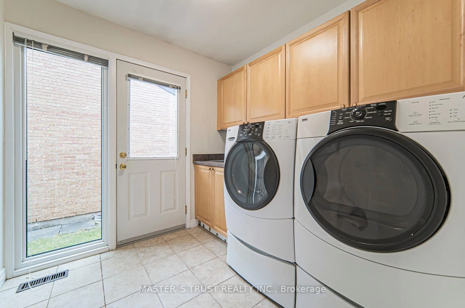Photo 56 of 2502 Folkway Drive, Mississauga, Erin Mills — HOMEH