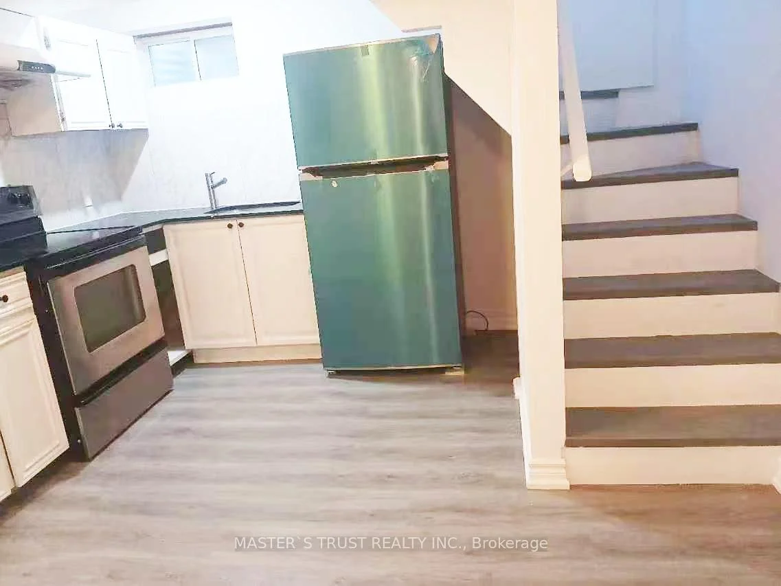 Photo 42 of 2502 Folkway Drive, Mississauga, Erin Mills — HOMEH