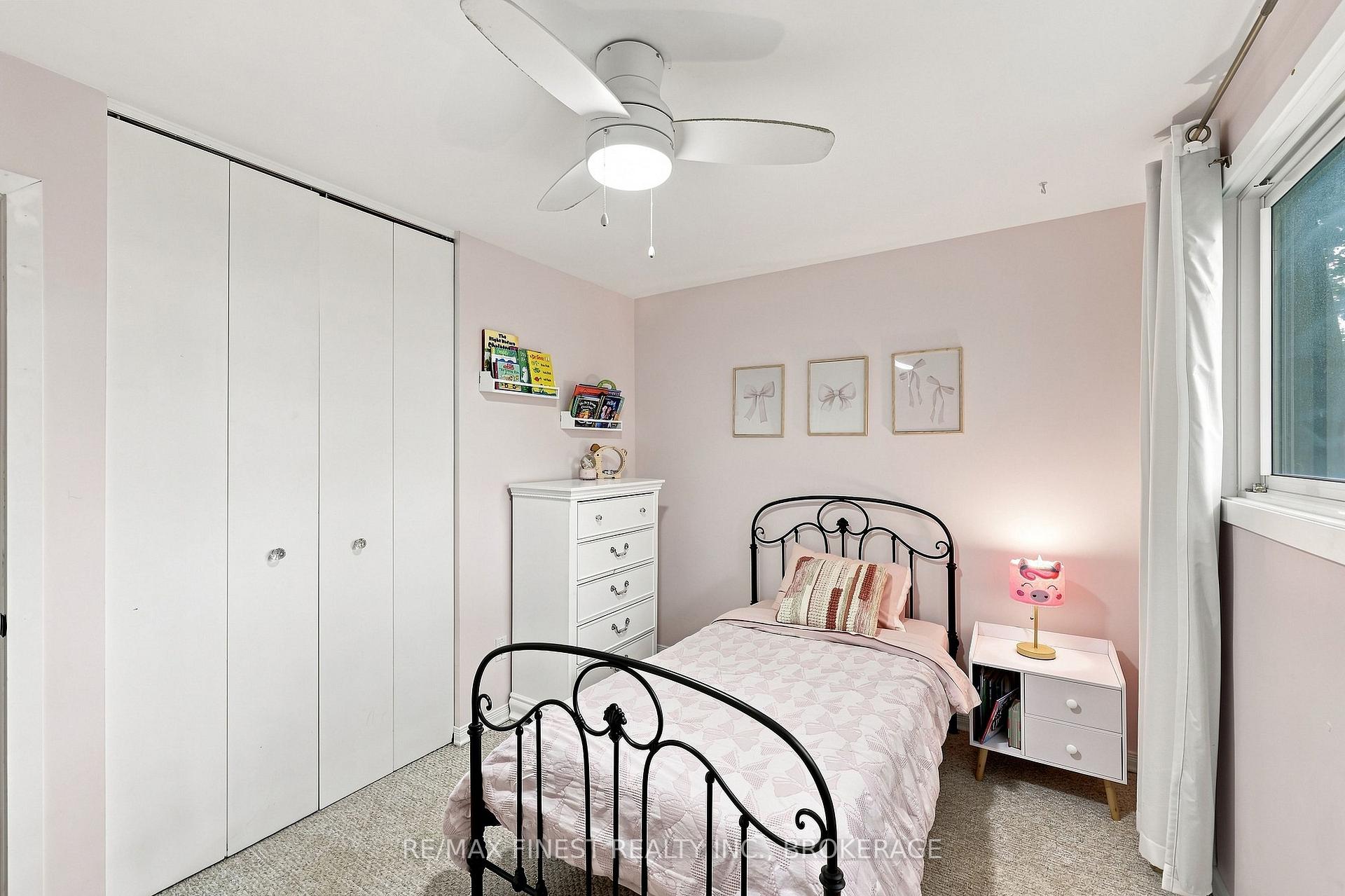 Photo 28 of 907 Pembridge Crescent, Kingston, South of Taylor-Kidd Blvd — HOMEH