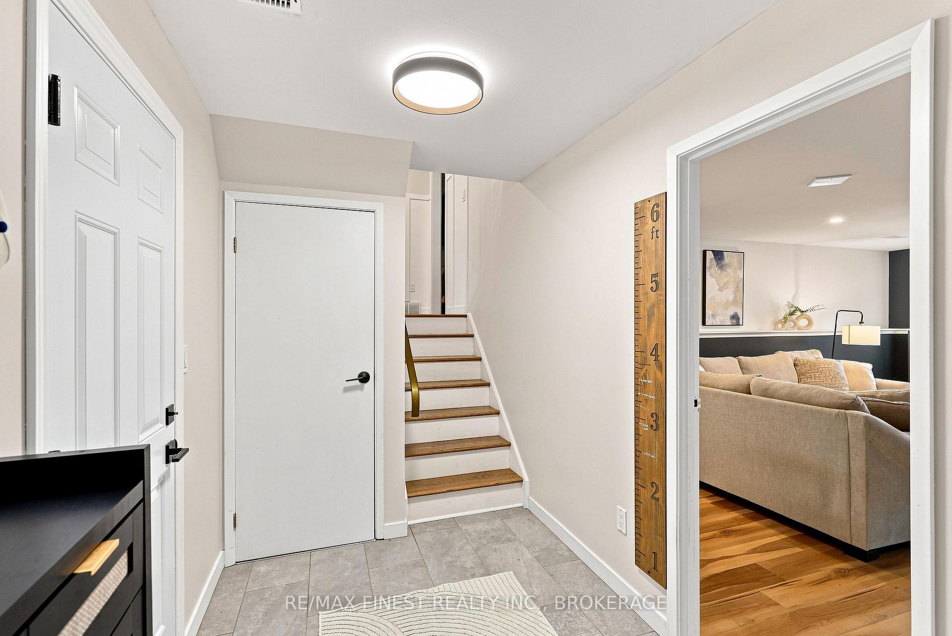 Photo 30 of 907 Pembridge Crescent, Kingston, South of Taylor-Kidd Blvd — HOMEH