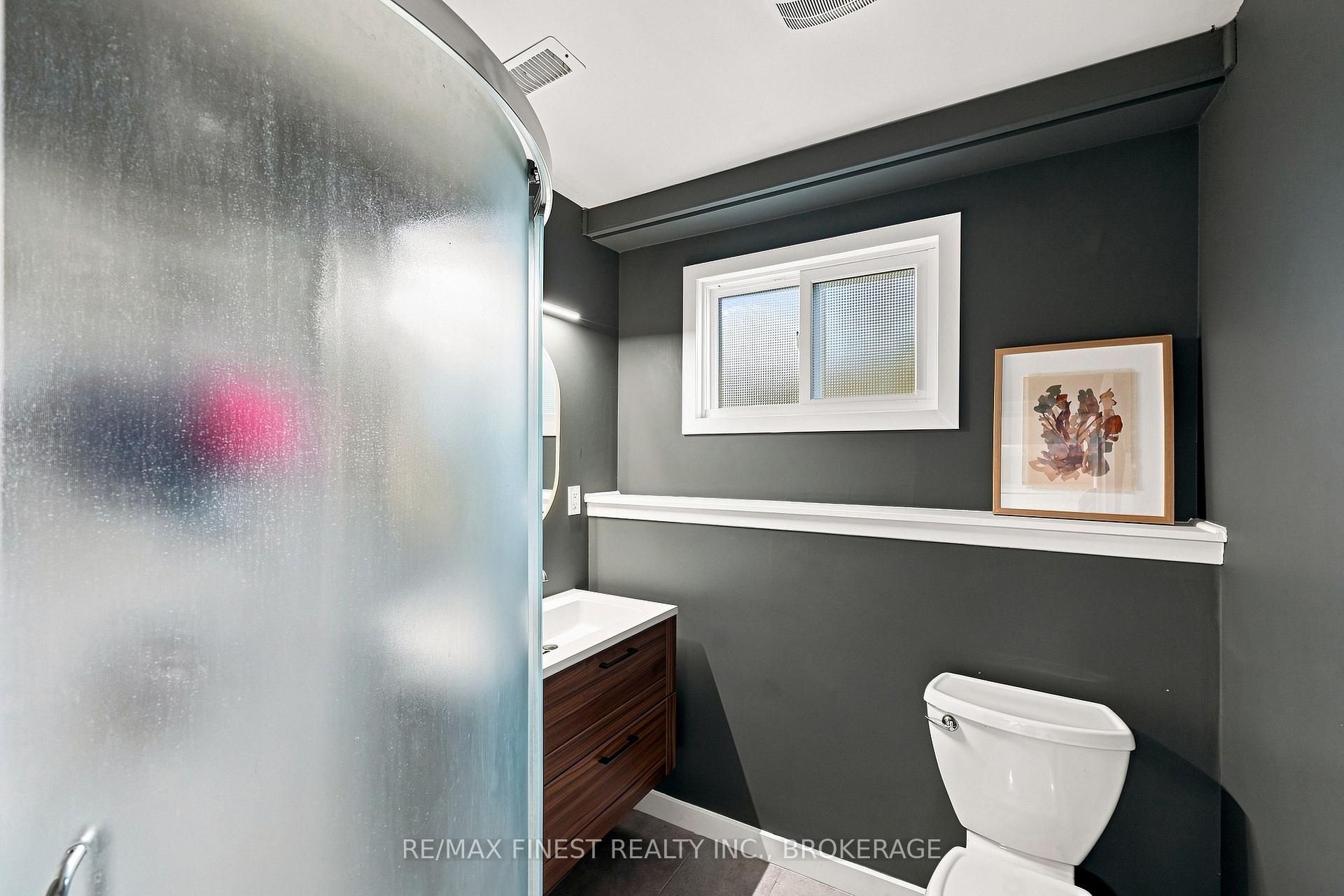 Photo 36 of 907 Pembridge Crescent, Kingston, South of Taylor-Kidd Blvd — HOMEH