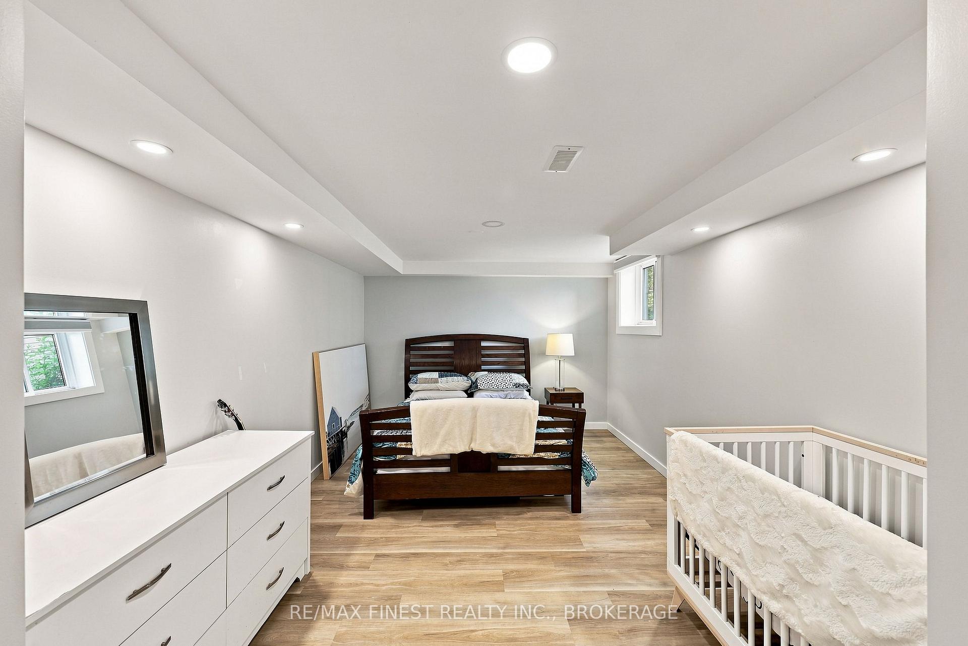 Photo 38 of 907 Pembridge Crescent, Kingston, South of Taylor-Kidd Blvd — HOMEH