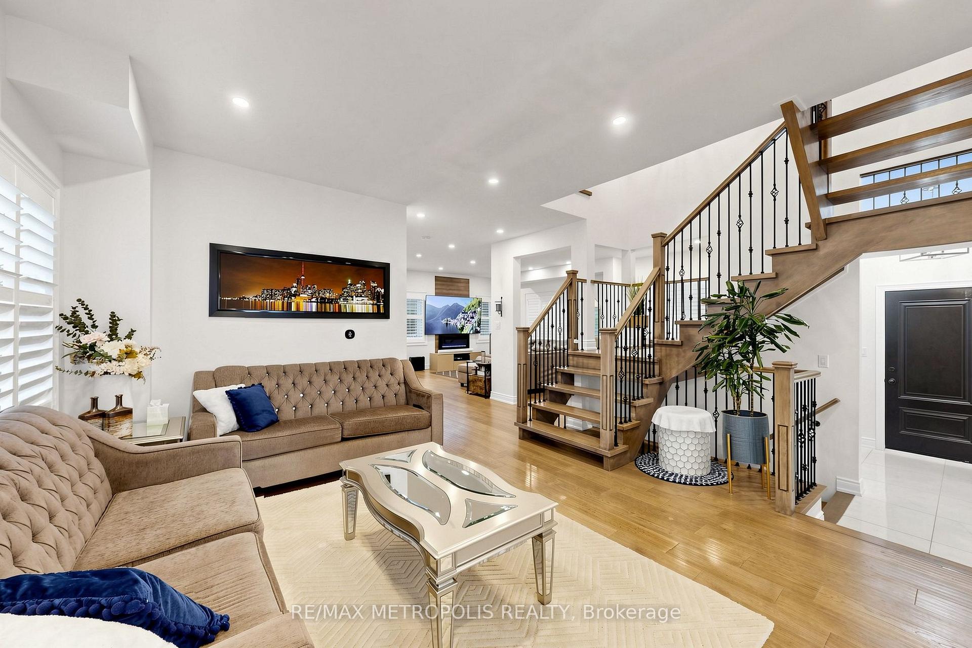 Photo 5 of 30A Cedar Drive, Scarborough, Scarborough Village — HOMEH