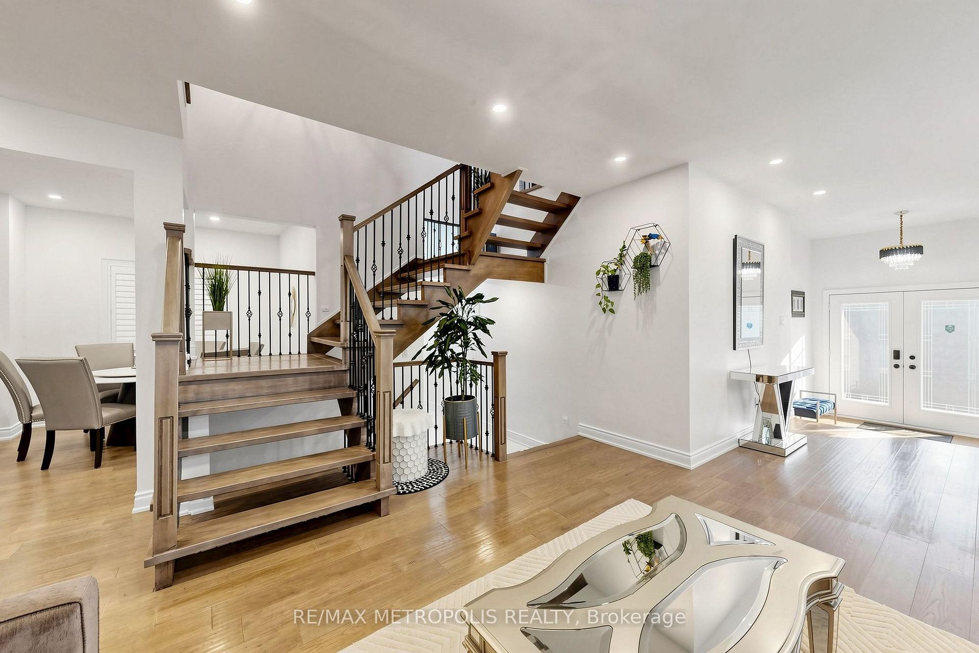 Photo 6 of 30A Cedar Drive, Scarborough, Scarborough Village — HOMEH