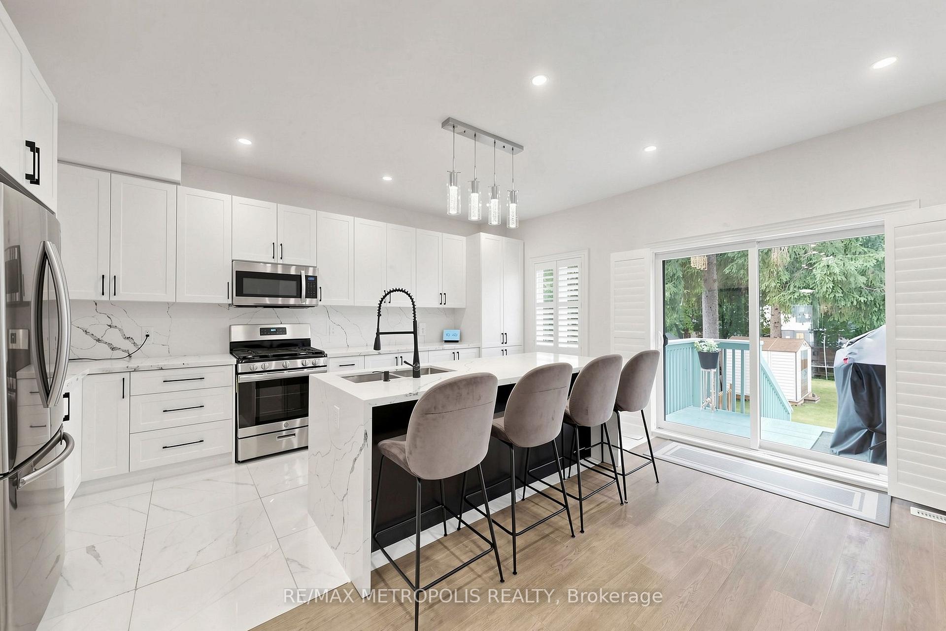 Photo 14 of 30A Cedar Drive, Scarborough, Scarborough Village — HOMEH