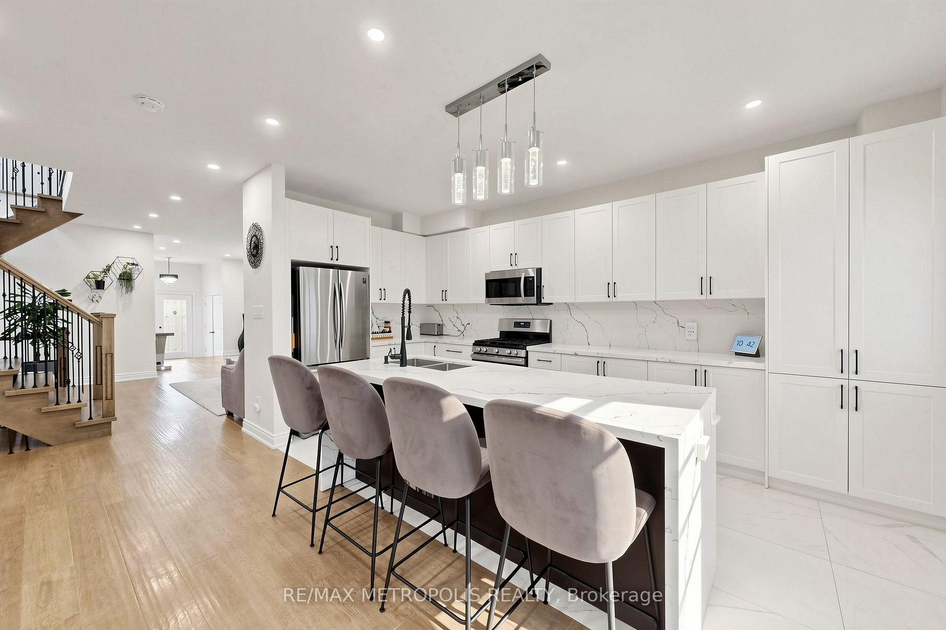 Photo 15 of 30A Cedar Drive, Scarborough, Scarborough Village — HOMEH