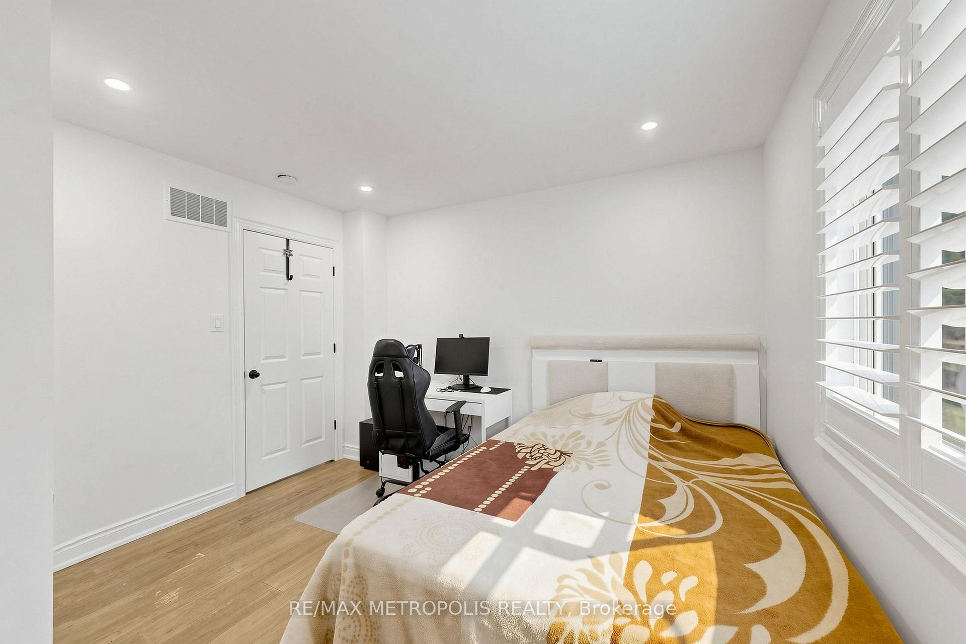Photo 25 of 30A Cedar Drive, Scarborough, Scarborough Village — HOMEH