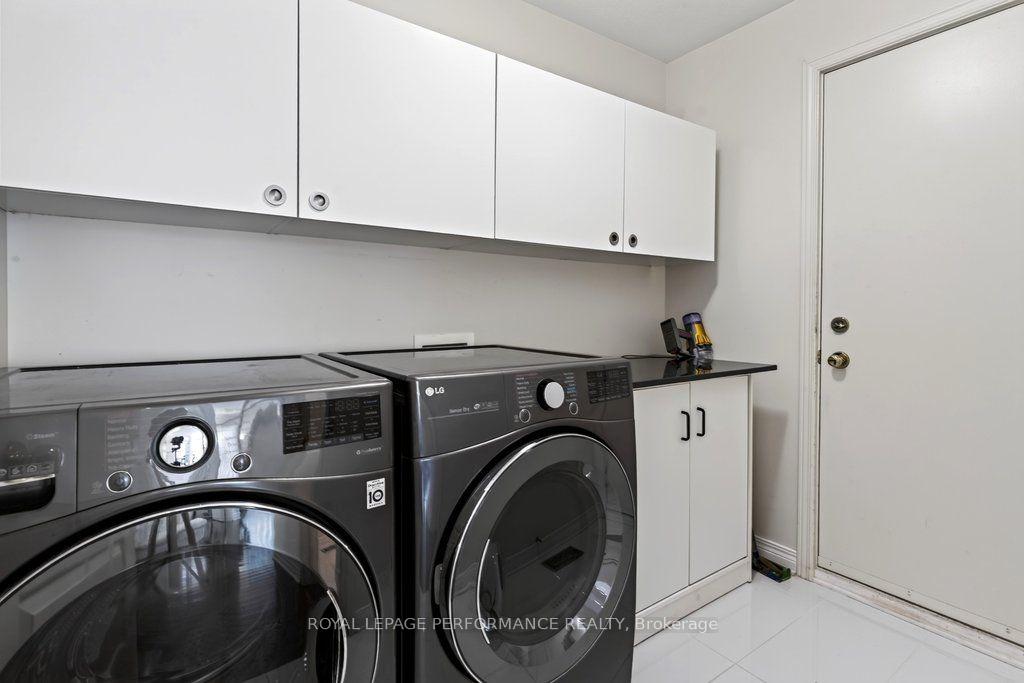 Photo 11 of 3251 Carriage Hill Place, Ottawa, Upper Hunt Club — HOMEH