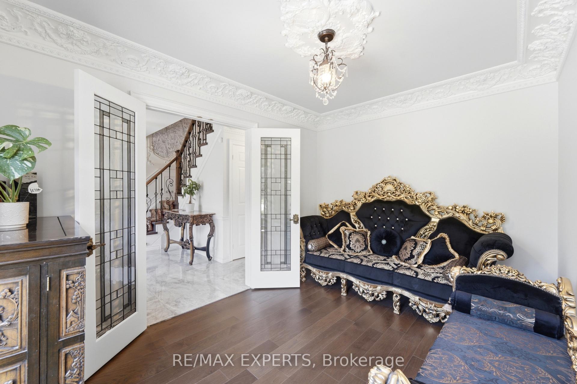 Photo 19 of 28 Stonegate Drive, Hamilton, Ancaster — HOMEH
