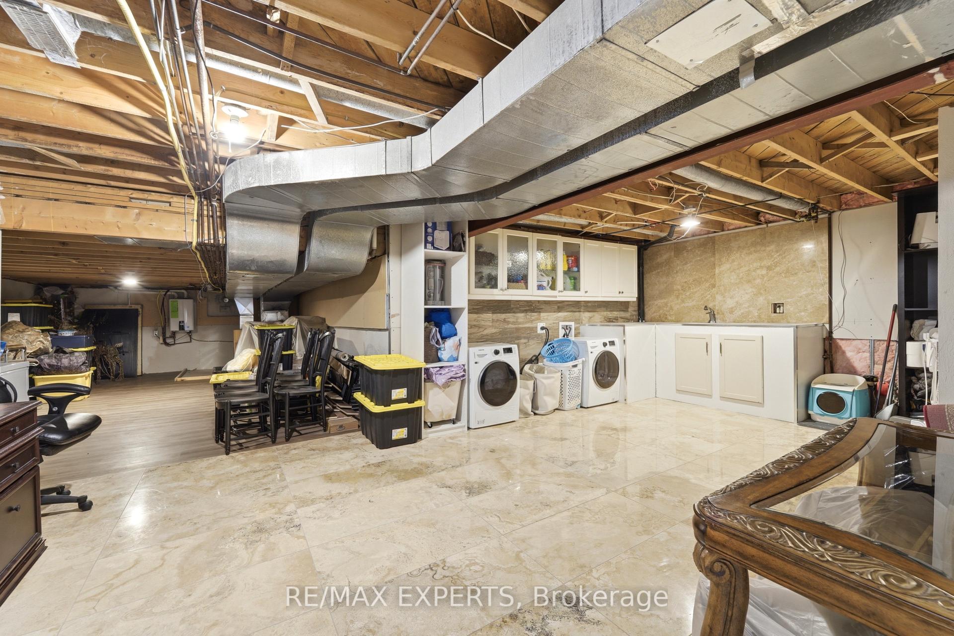 Photo 33 of 28 Stonegate Drive, Hamilton, Ancaster — HOMEH