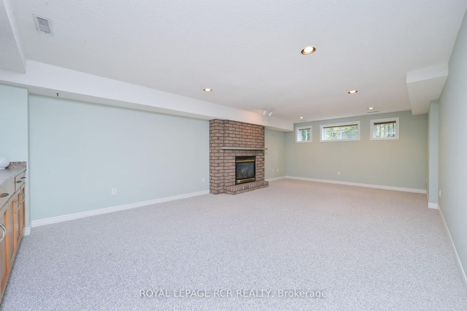 Photo 24 of 6 Artisan Lane, New Tecumseth, Alliston — HOMEH