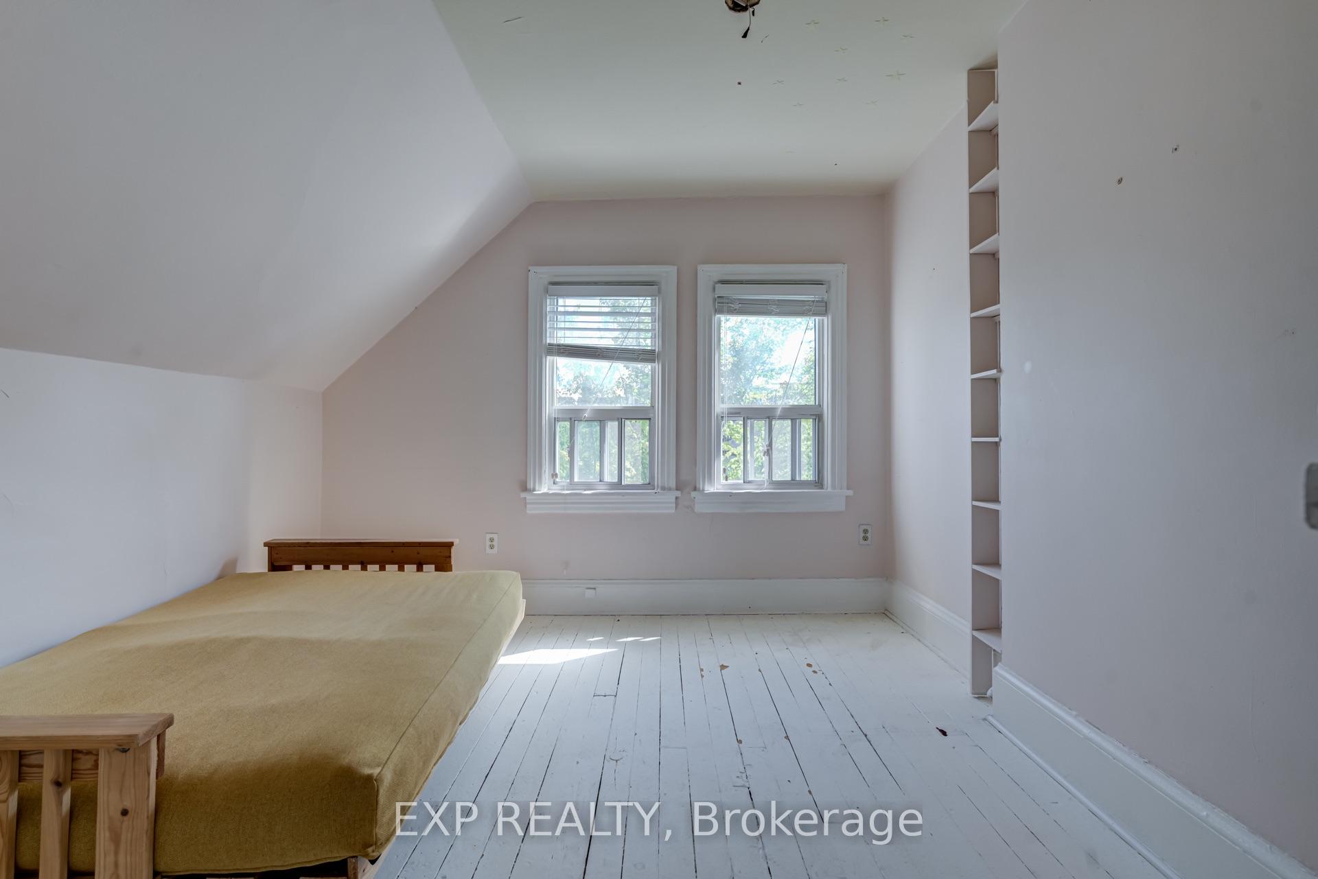 Photo 19 of Unit 2nd & 3rd, 196 Beatrice Street, Toronto, Palmerston-Little Italy — HOMEH