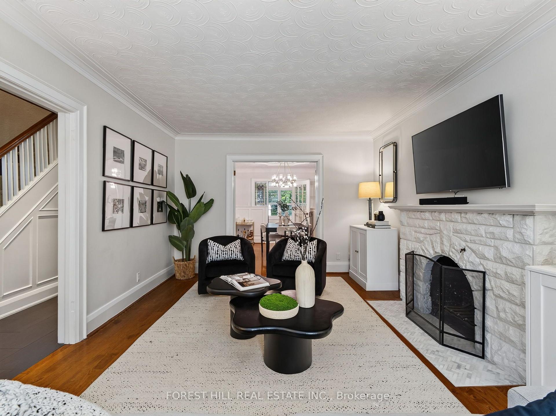 Photo 4 of 25 Castlewood Road, Toronto, Lawrence Park South — HOMEH